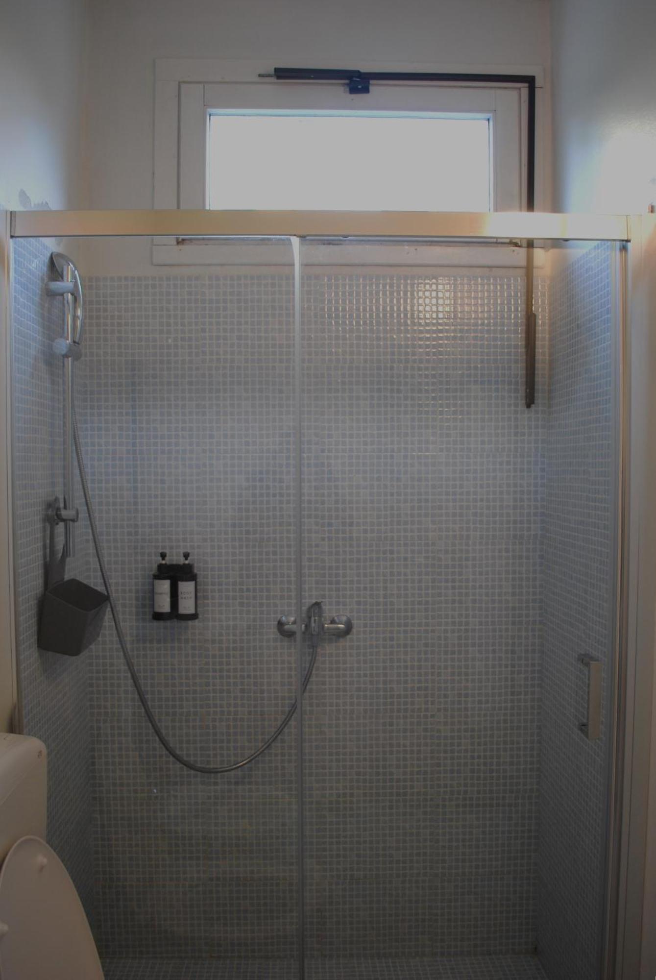 Bed and Breakfast Le stanze di Alicam Arona Esterno foto