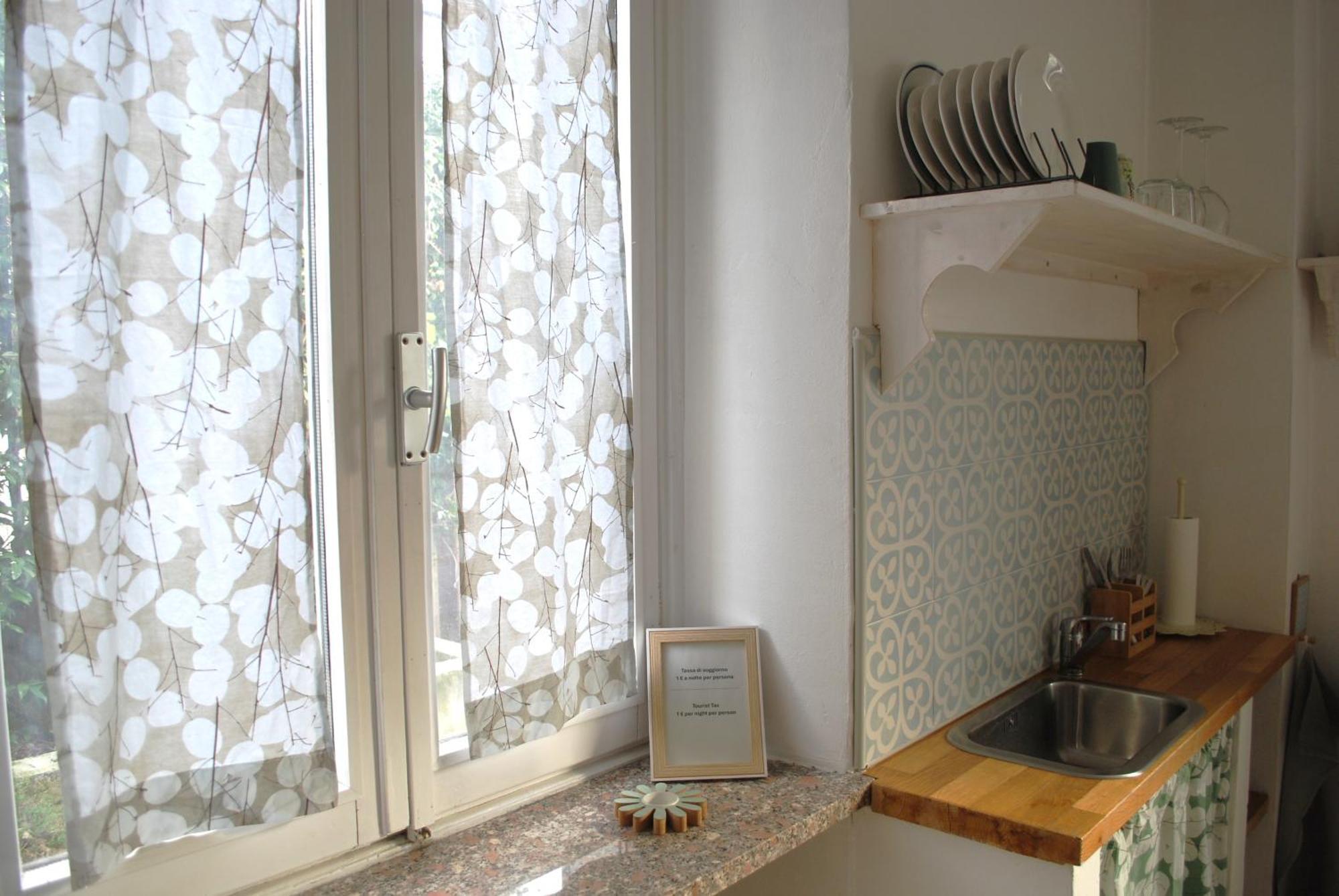 Bed and Breakfast Le stanze di Alicam Arona Esterno foto