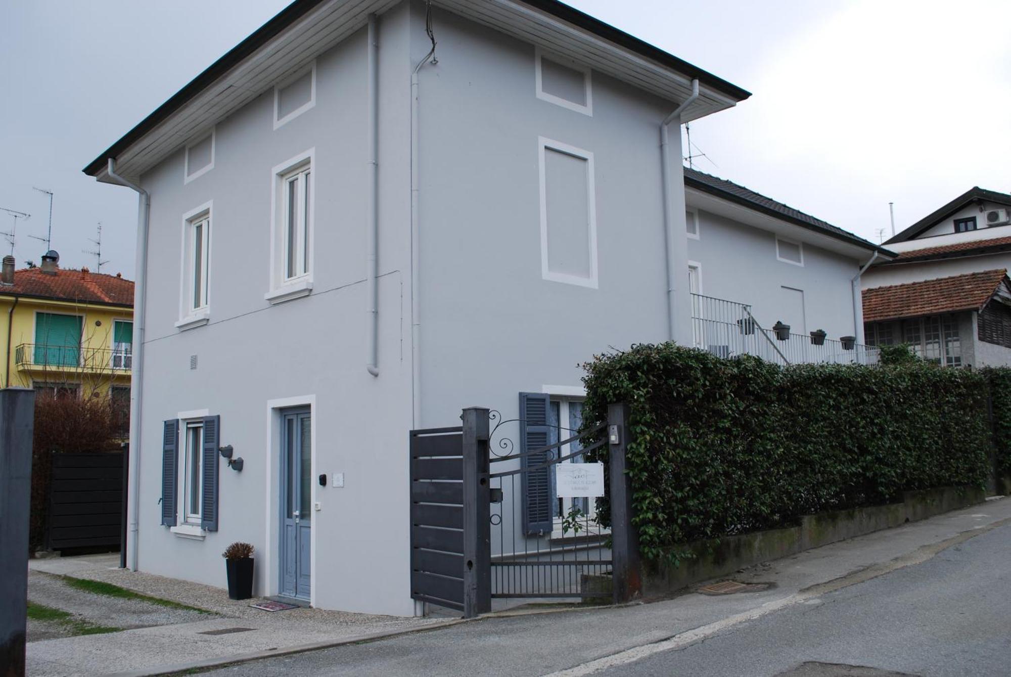 Bed and Breakfast Le stanze di Alicam Arona Esterno foto
